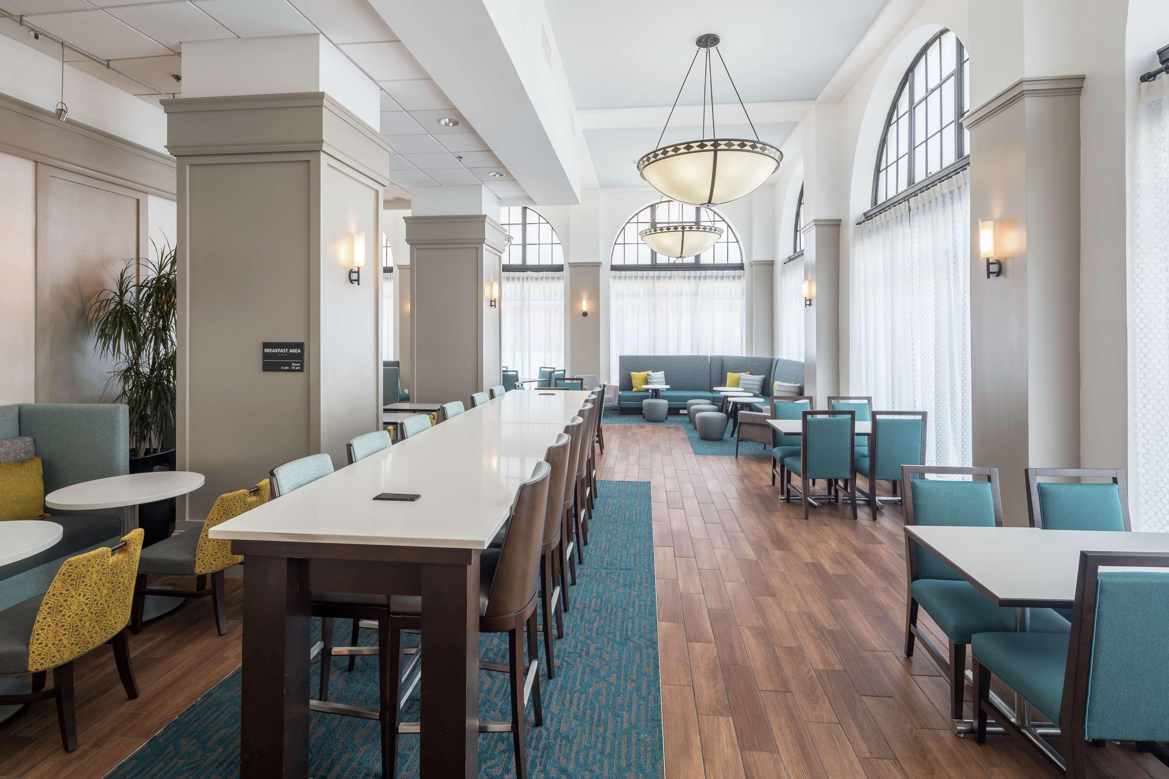 Hampton Inn & Suites Atlanta-Downtown Exteriér fotografie