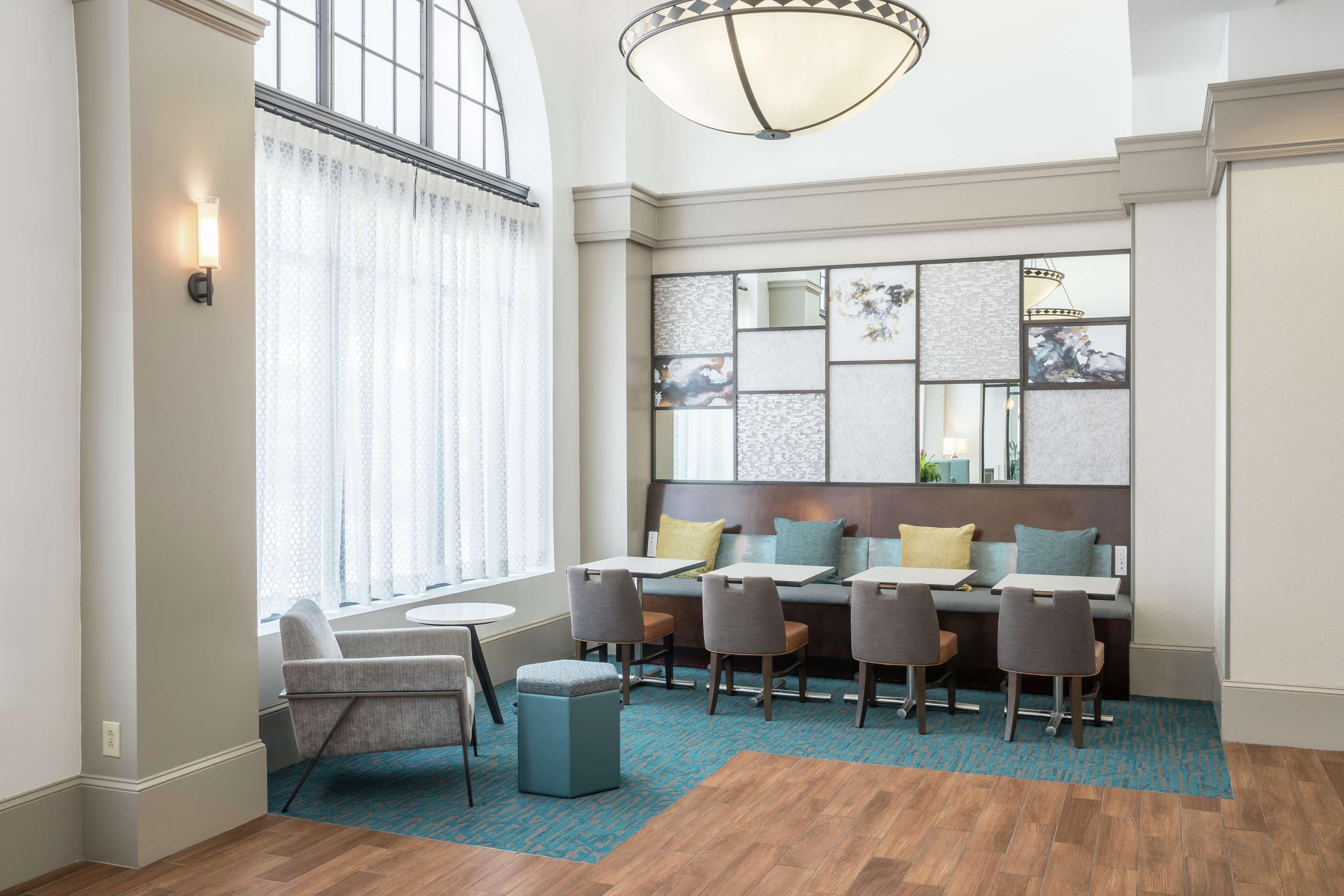 Hampton Inn & Suites Atlanta-Downtown Exteriér fotografie