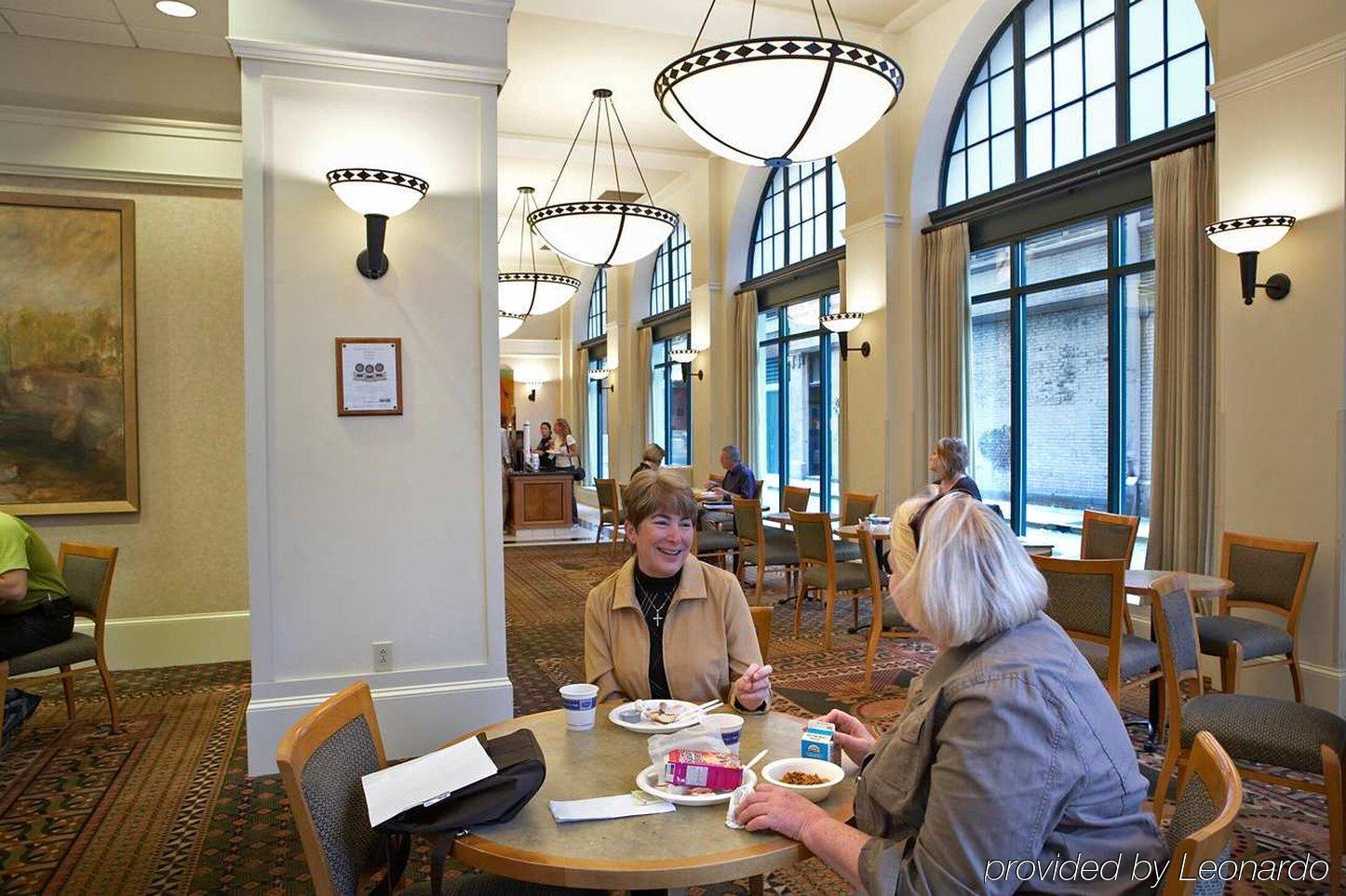 Hampton Inn & Suites Atlanta-Downtown Restaurace fotografie